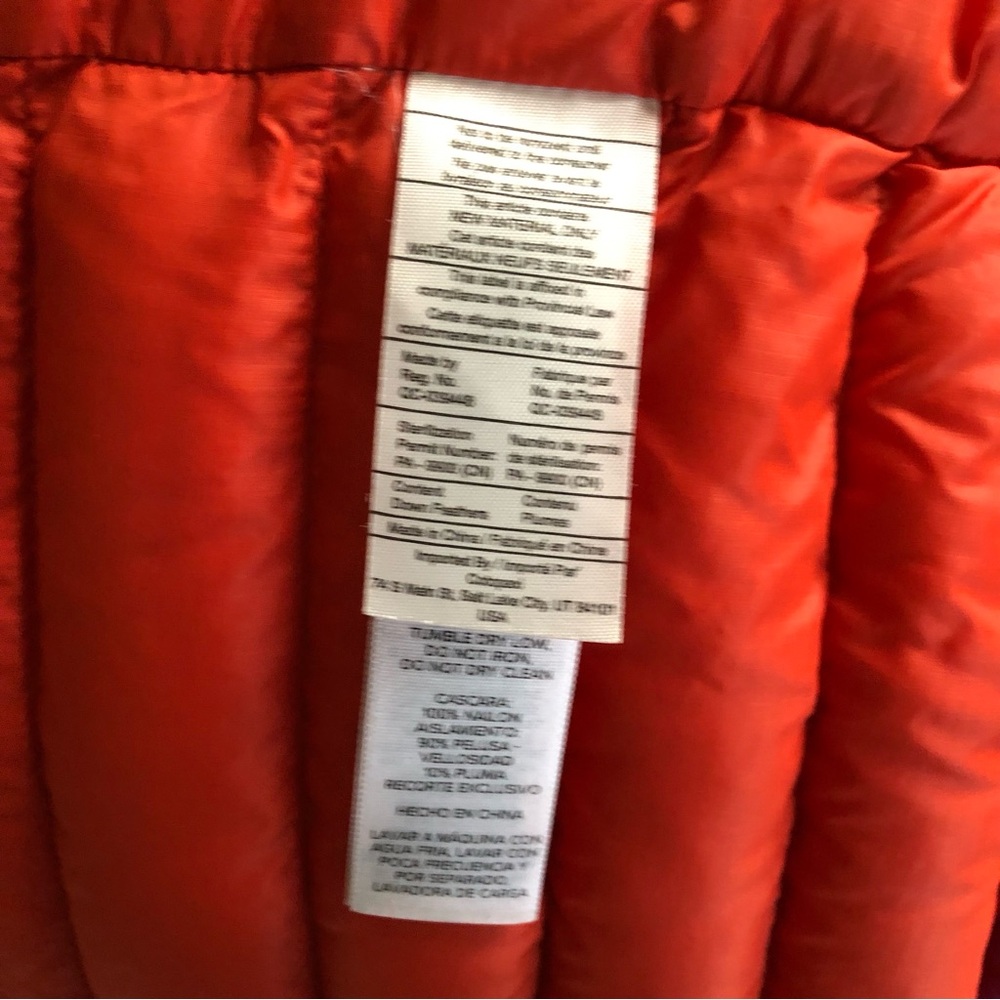 Cotopaxi Fuego Down Vest - Raspberry Medium women’s - Picture 12 of 13